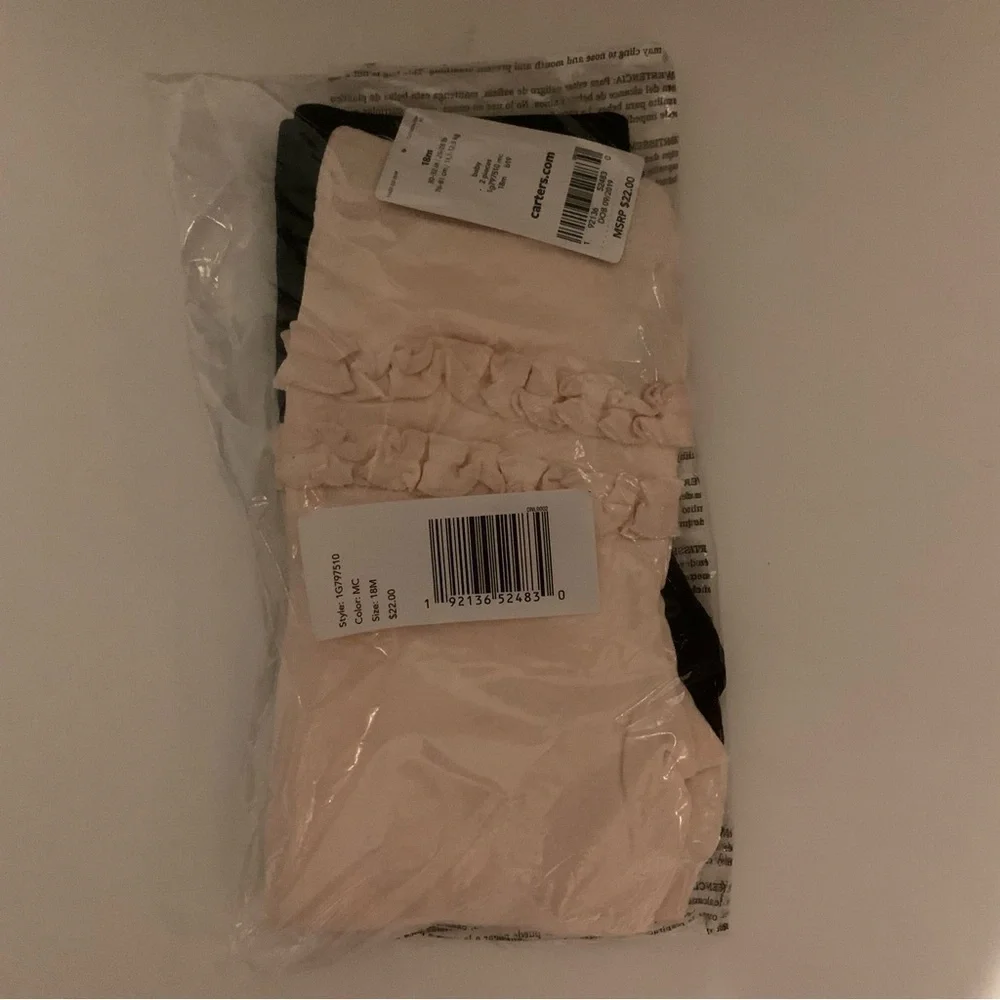 NWT. CARTER’S 2 Pack Girl Leggings